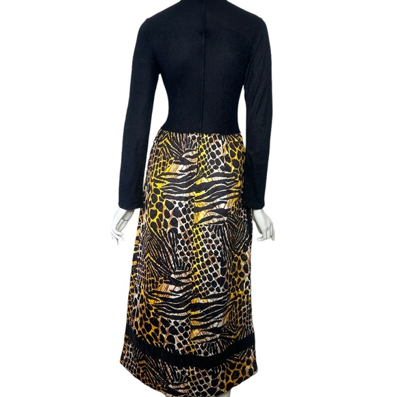 Vintage Dress 1960s Elaine Sklar Petite Small Long Sleeve Black and Animal Print - Picture 7 of 16